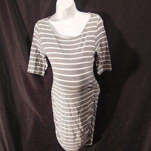 A Pea in the Pod Maternity Dress